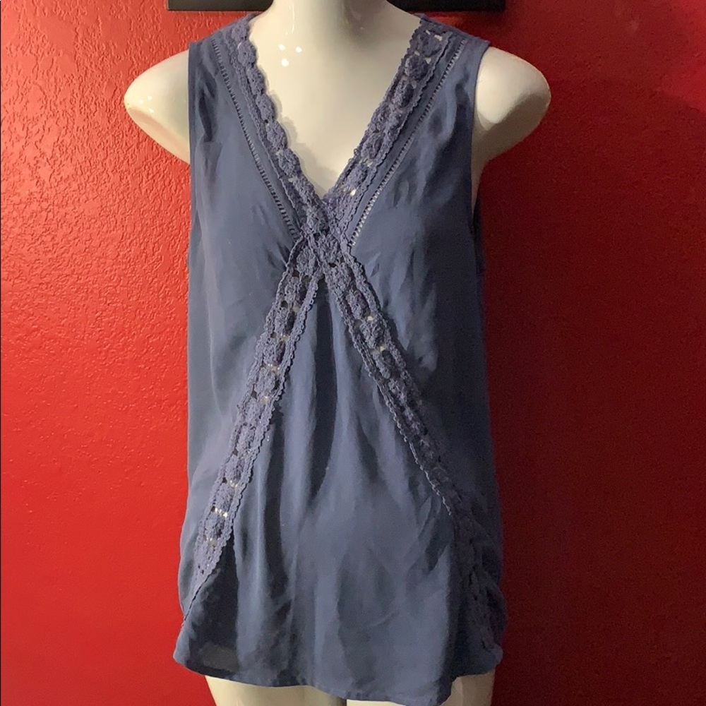 Ro & De Sleeveless Lace V- Neck Blouse